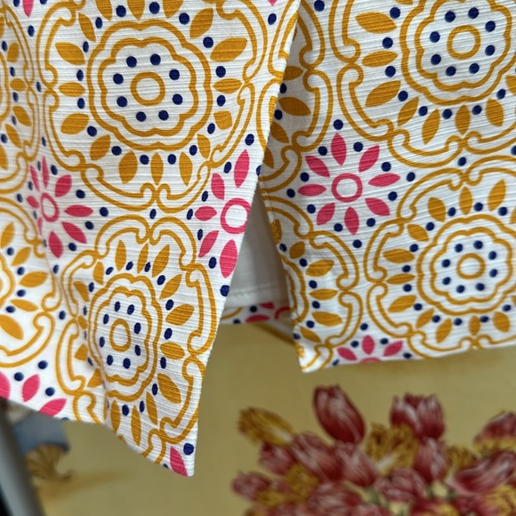 LAST WEEK FOR THIS ITEM! Fresh and Beautiful Boden Spring/Summer Skirt - Picture 3 of 4